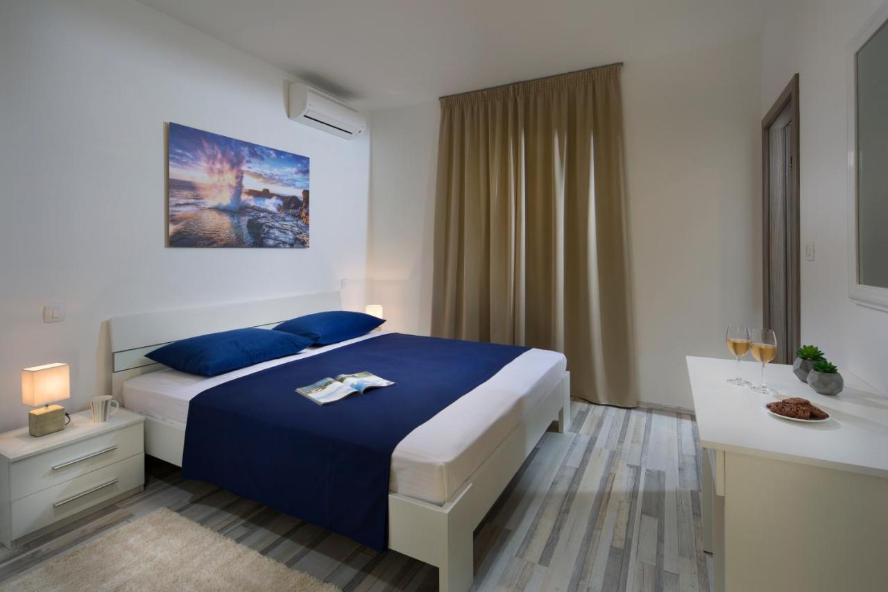 Villa Bella Vista Koromačno 外观 照片
